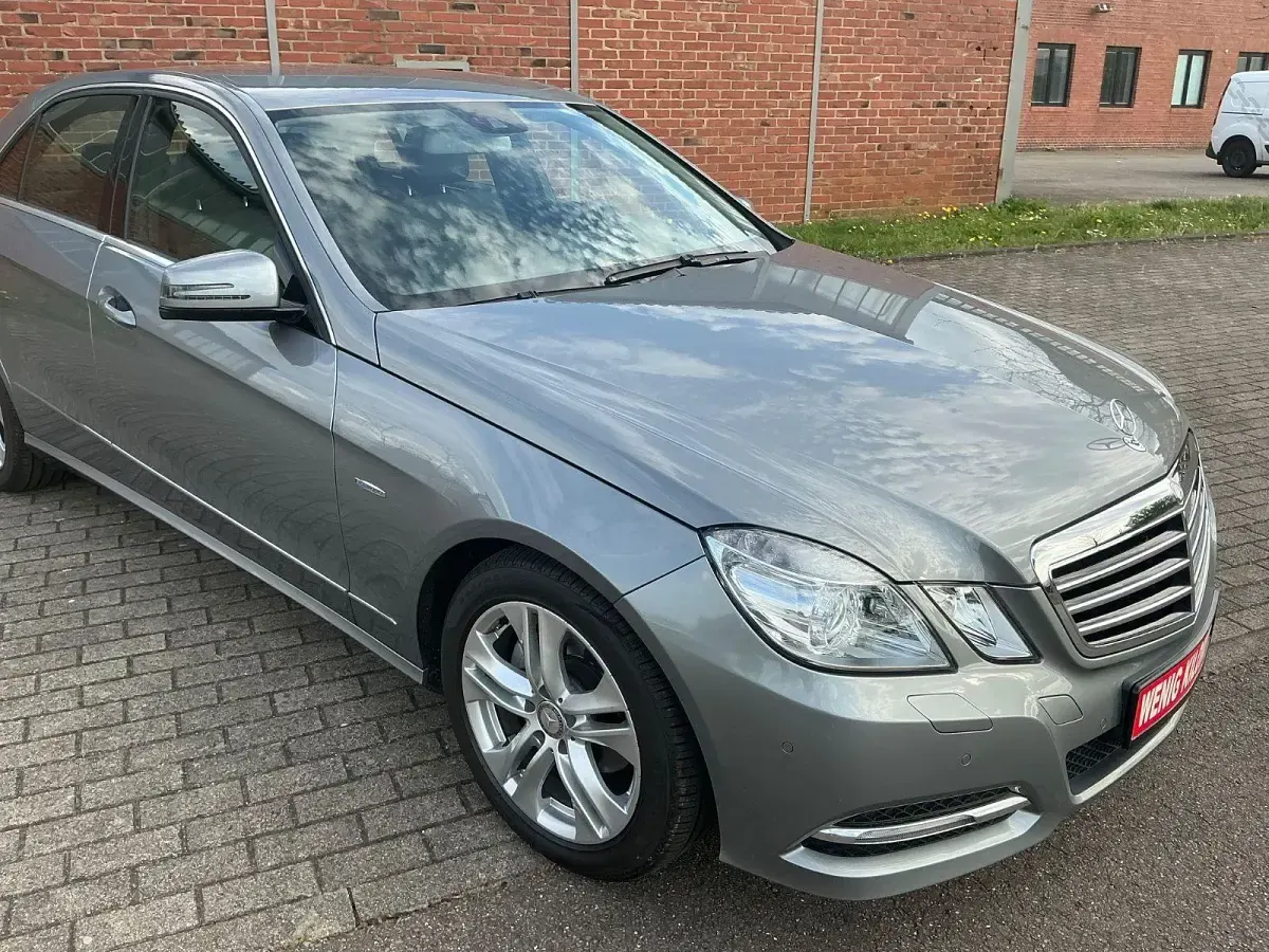 Occasion Mercedes E200 Avantgarde 184 ch (135 kW) 2011 Argent Berline