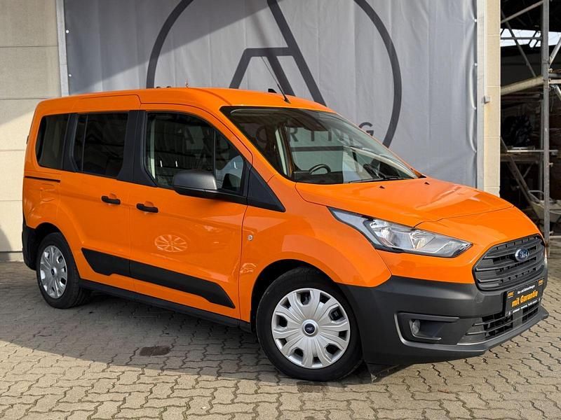 Second-hand Ford Transit Connect 120 CP (88 kW) 2020 Portocaliu Monovolum