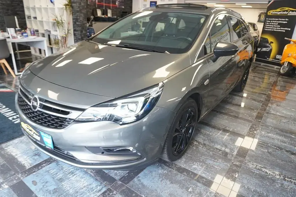 Gebraucht Opel Astra Innovation 200 PS (147 kW) 2017 You drive me crazy Kombi