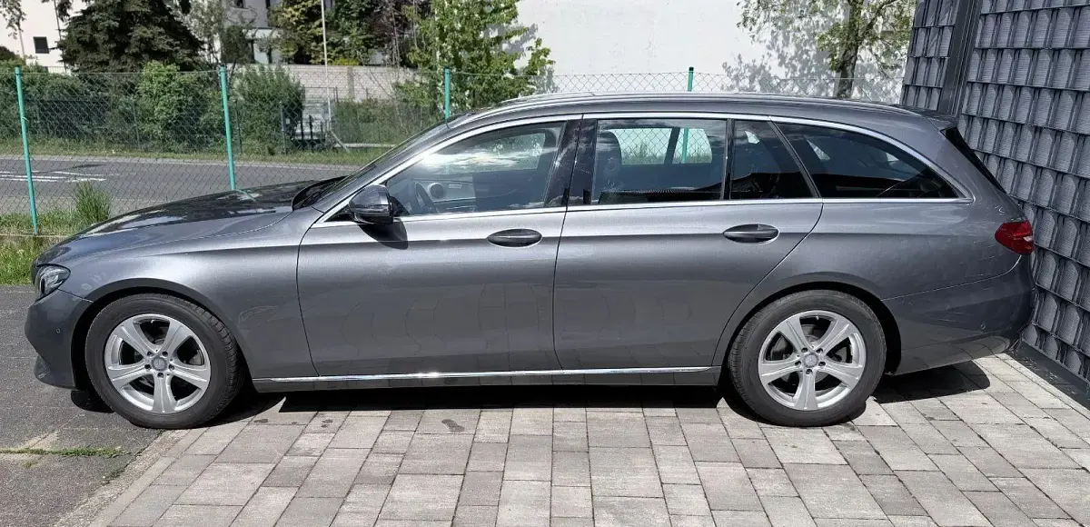 Brugt Mercedes E220 194 HK (142 kW) 2016 Grå Sedan