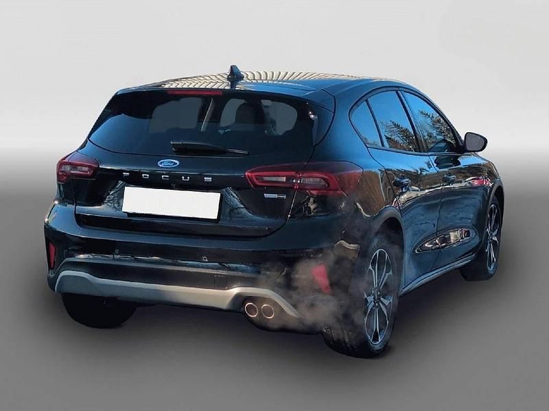 Gebraucht Ford Focus Active 155 PS (114 kW) 2023 Schwarz Limousine
