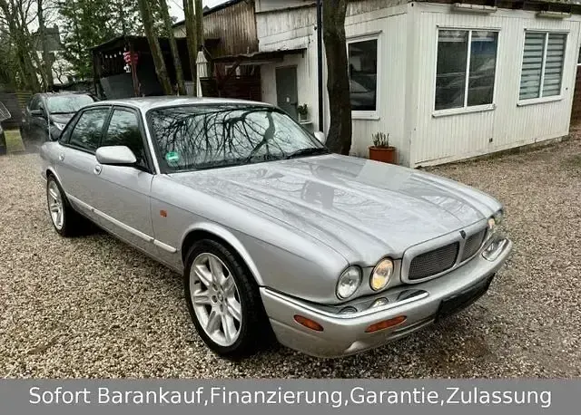 Gebraucht Jaguar XJR 363 PS (266 kW) 2002 Silber (metallic) Limousine
