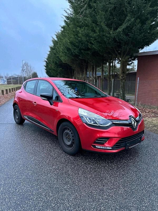 Gebraucht Renault Clio IV 73 PS (53 kW) 2017 Rot Kleinwagen