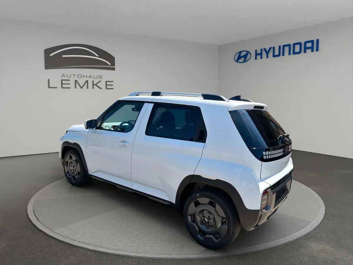 Neu Hyundai Inster 85 kW (116 PS) 2026 Schwarz Kleinwagen