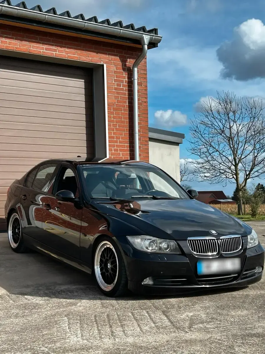 Brugt BMW 325 2006 Sort Sedan