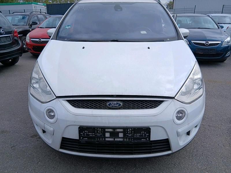 Weiß Gebraucht 2008 Ford S-MAX S Van / Kleinbus | 1.800 € (Superpreis) - Bild 1/4
