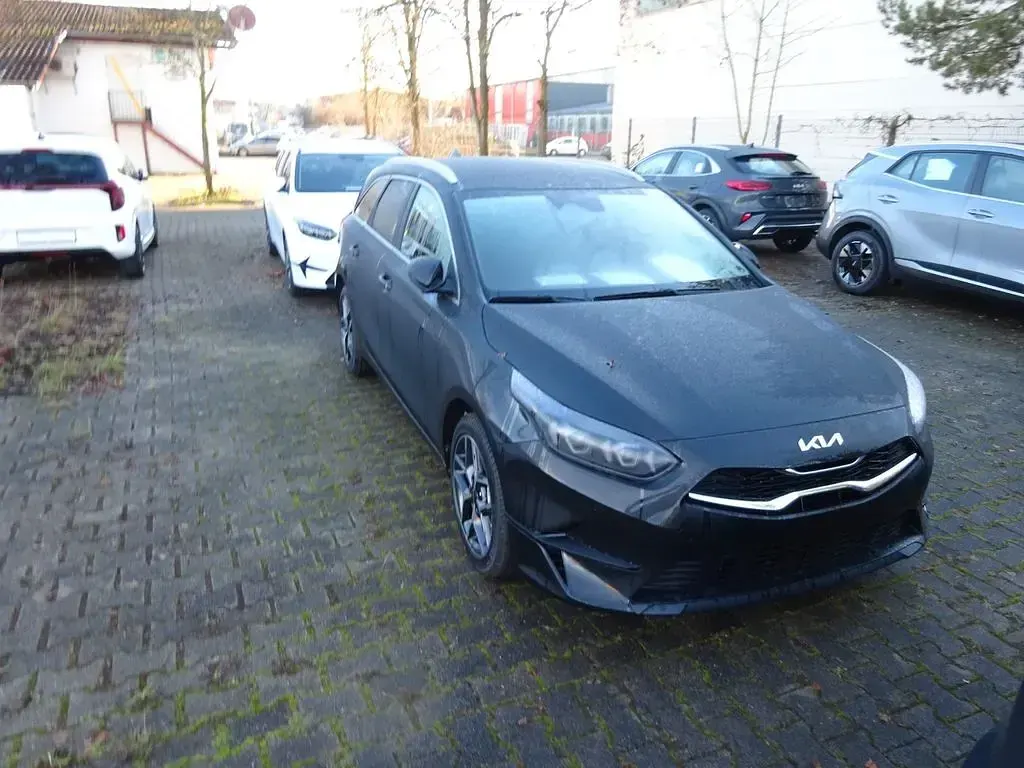 Gebraucht Kia Ceed Sportswagon Style 140 PS (102 kW) 2025 Schwarz Kombi