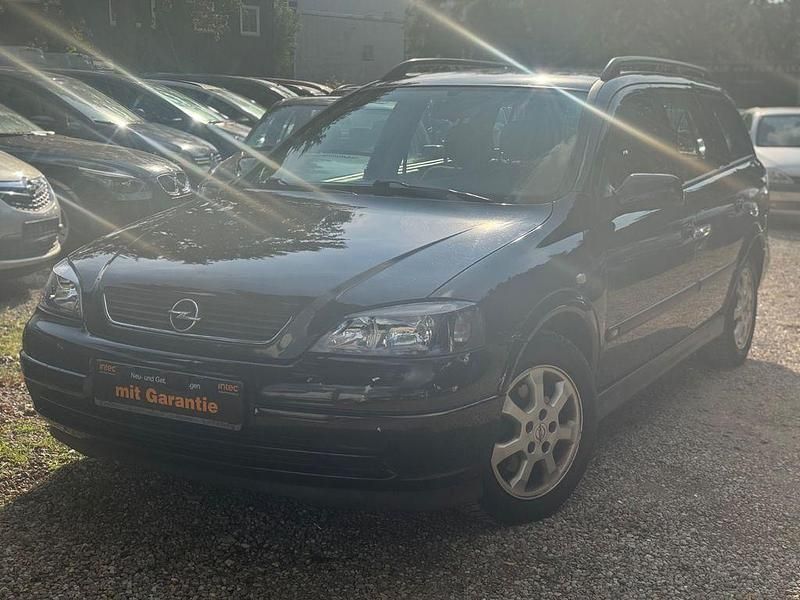Schwarz Gebraucht 2004 Opel Astra Njoy Kombi | 1.990 € - Bild 1/4