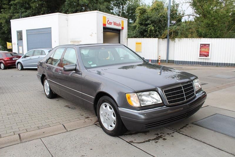 Gebraucht Mercedes S320 231 PS (169 kW) 1995 Grau Limousine