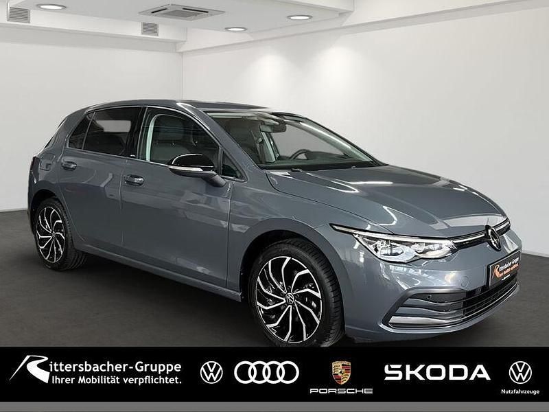 Gebraucht VW Golf VIII Move 150 PS (110 kW) 2023 Grau Limousine