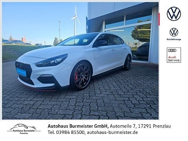 Weiß Gebraucht 2020 Hyundai i30 Limousine | 22.990 € (Guter Preis) - Bild 1/4