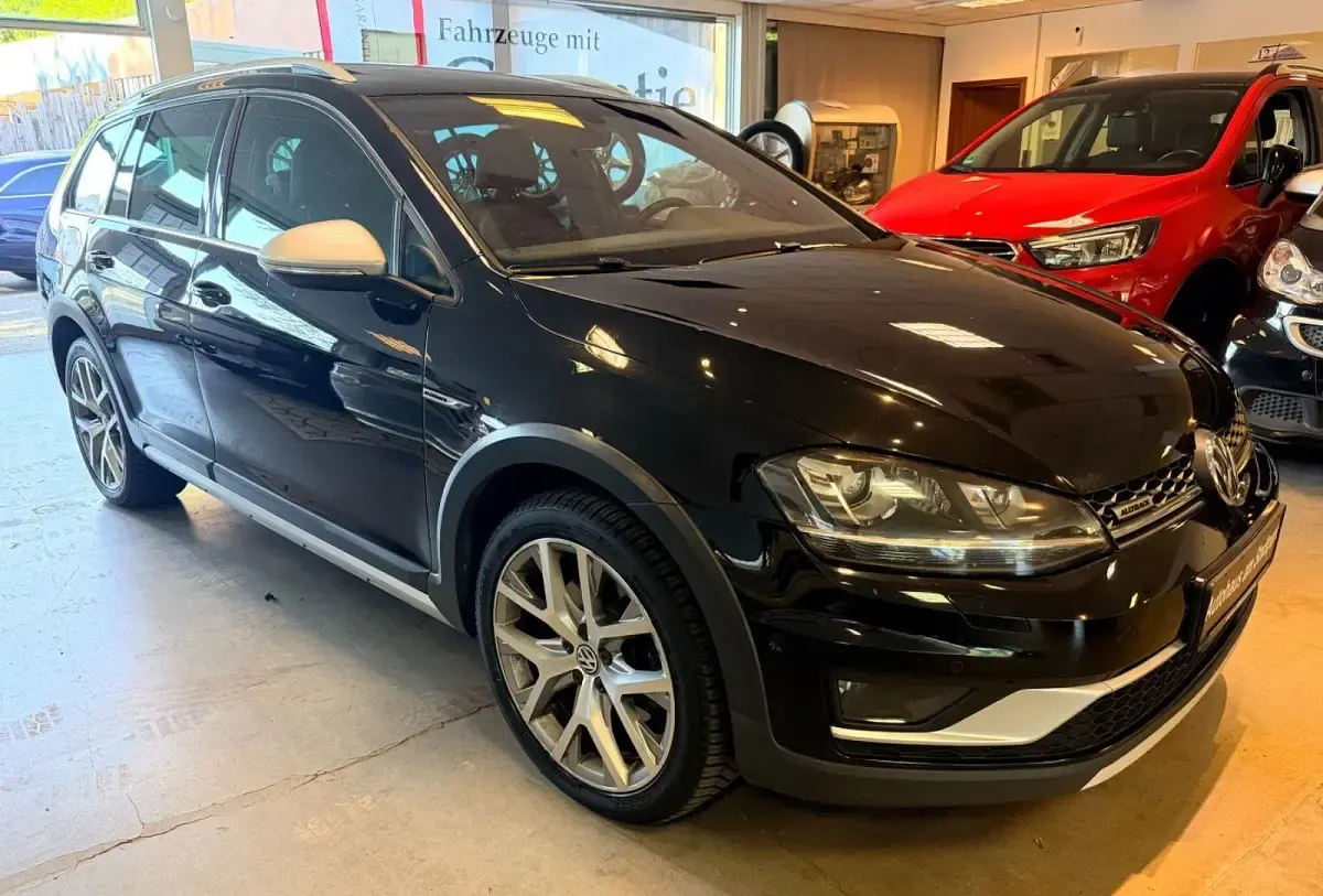 Gebraucht VW Golf Alltrack 184 PS (135 kW) 2016 Schwarz Kombi
