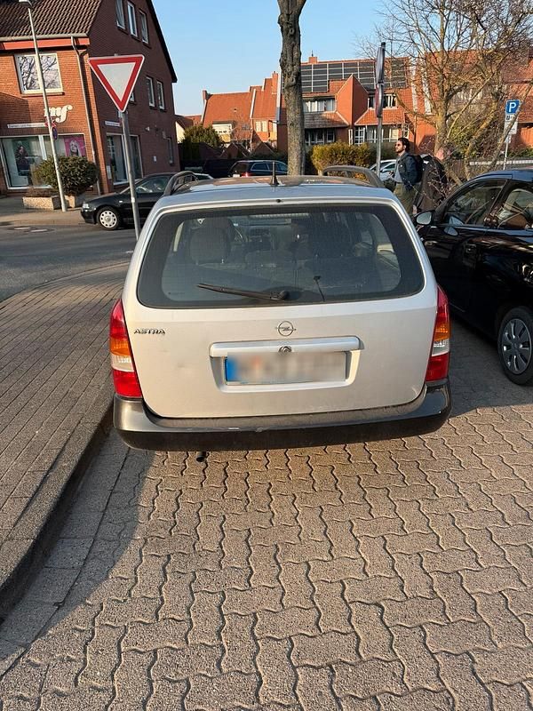 Gebraucht Opel Astra 101 PS (74 kW) 2000 Schwarz Kleinwagen