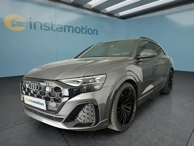 Gebraucht Audi Q8 286 PS (210 kW) 2024 Grau SUV
