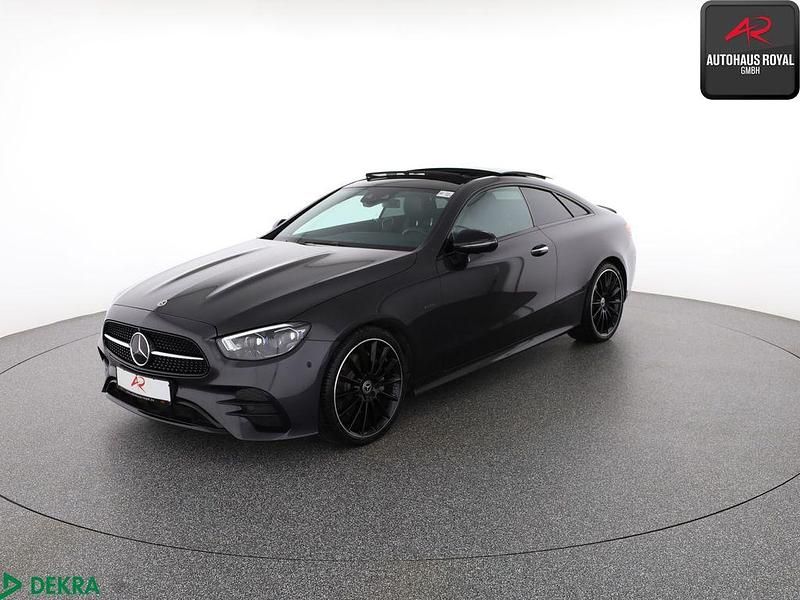 Gebraucht Mercedes E200 AMG 197 PS (144 kW) 2023 Grafitgrau Coupé
