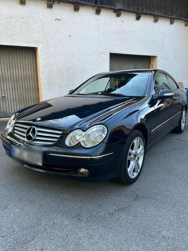 Blau Gebraucht 2004 Mercedes CLK200 Coupé | 3.700 € (Guter Preis) - Bild 1/4
