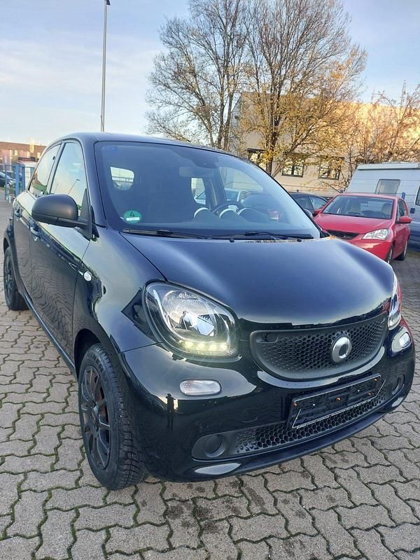 Gebraucht Smart ForFour 71 PS (52 kW) 2017 Schwarz Kleinwagen