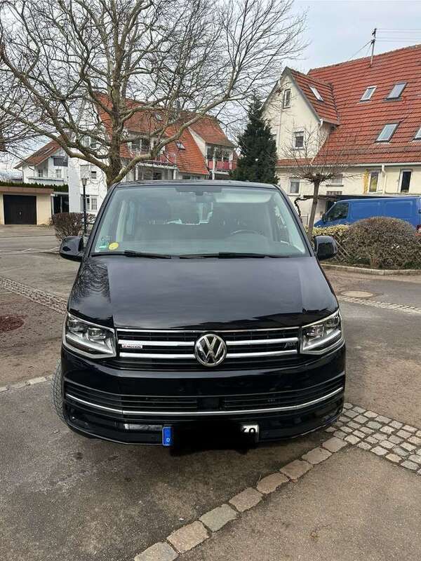 Schwarz Gebraucht 2017 VW T6 Highline Van | 39.999 € (Superpreis) - Bild 1/4