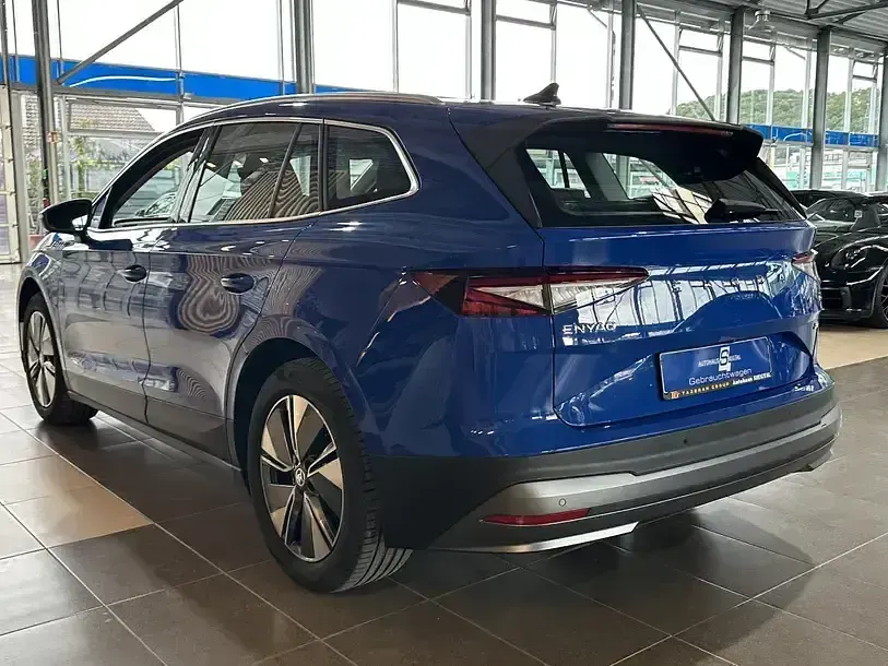 Gebraucht Skoda Enyaq iV Loft 150 kW (204 PS) 2023 Blau SUV