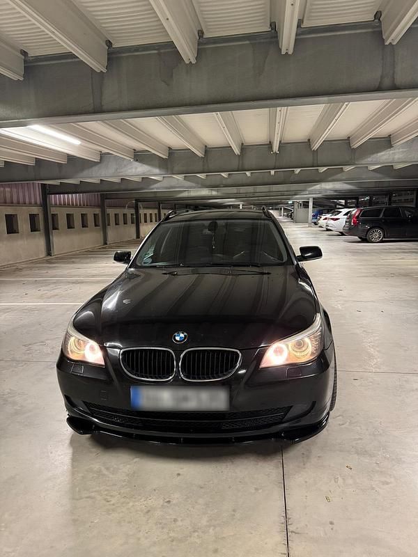 Schwarz Gebraucht 2008 BMW 525 Kombi | 4.000 € (Superpreis) - Bild 1/4