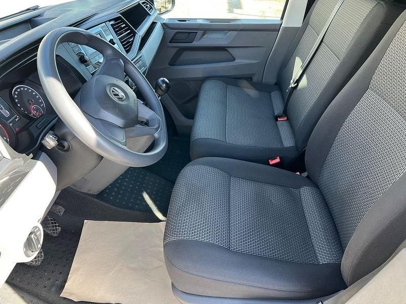 Gebraucht VW Transporter 150 PS (110 kW) 2019 Weiß Van