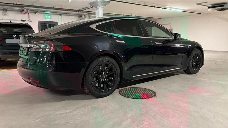 Gebraucht Tesla Model S 386 kW (525 PS) 2017 Schwarz Kleinwagen