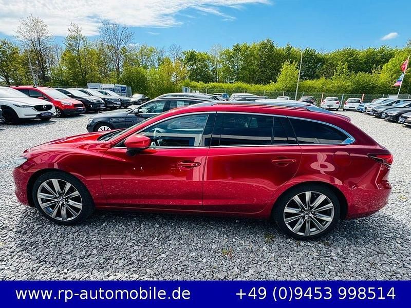 Gebraucht Mazda 6 Sports-Line 184 PS (135 kW) 2018 Rot Limousine