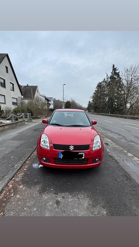 Gebraucht Suzuki Swift 92 PS (67 kW) 2006 Rot Kleinwagen
