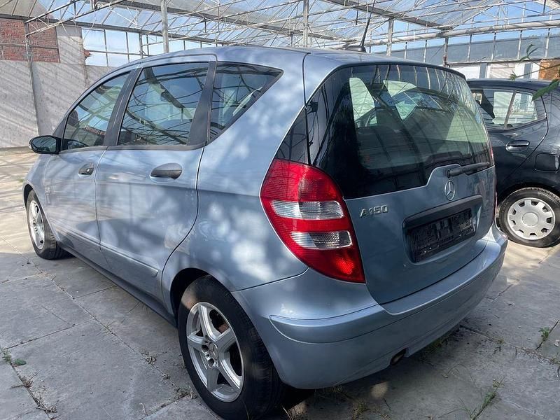 Gebraucht Mercedes A150 95 PS (69 kW) 2006 Blau Limousine