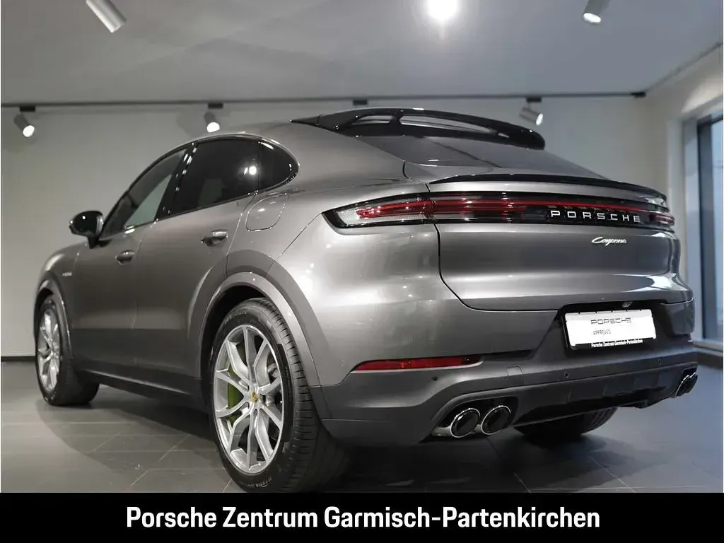 Gebraucht Porsche Cayenne E-Hybrid Coupe 470 PS (345 kW) 2024 Quarzitgrau SUV