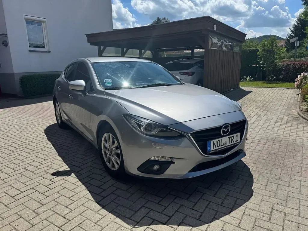 Gebraucht Mazda 3 120 PS (88 kW) 2015 Silber Limousine