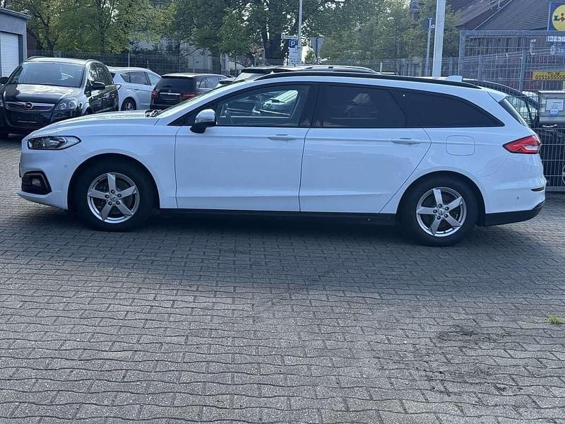 Gebraucht Ford Mondeo 150 PS (110 kW) 2021 Frostweiß Kombi