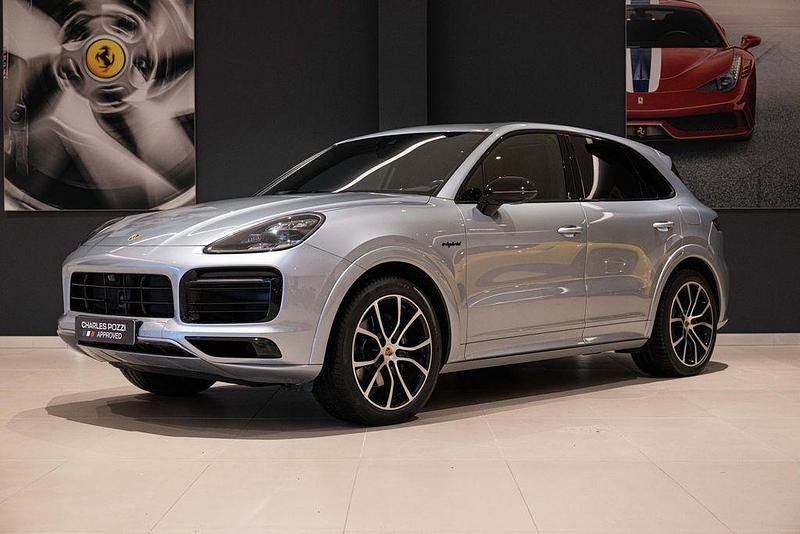 Second-hand Porsche Cayenne 462 CP (339 kW) 2022 Gri SUV