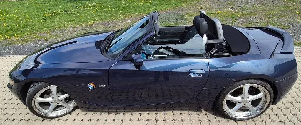 Gebraucht BMW Z4 Performance 170 PS (125 kW) 2004 Blau Cabrio