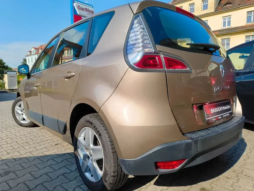 Gebraucht Renault Scénic III Initiale Paris 116 PS (85 kW) 2013 Beige Limousine