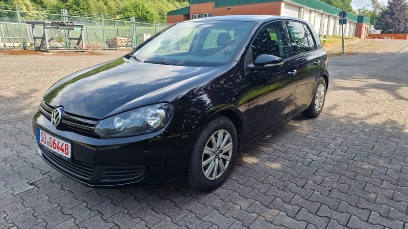 Schwarz Gebraucht 2009 VW Golf VI Limousine | 2.000 € (Superpreis) - Bild 1/4