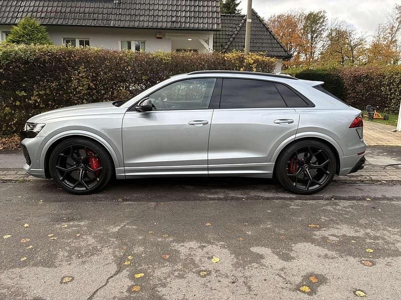 Second-hand Audi RS Q8 Performance 640 CP (470 kW) 2025 Gri SUV