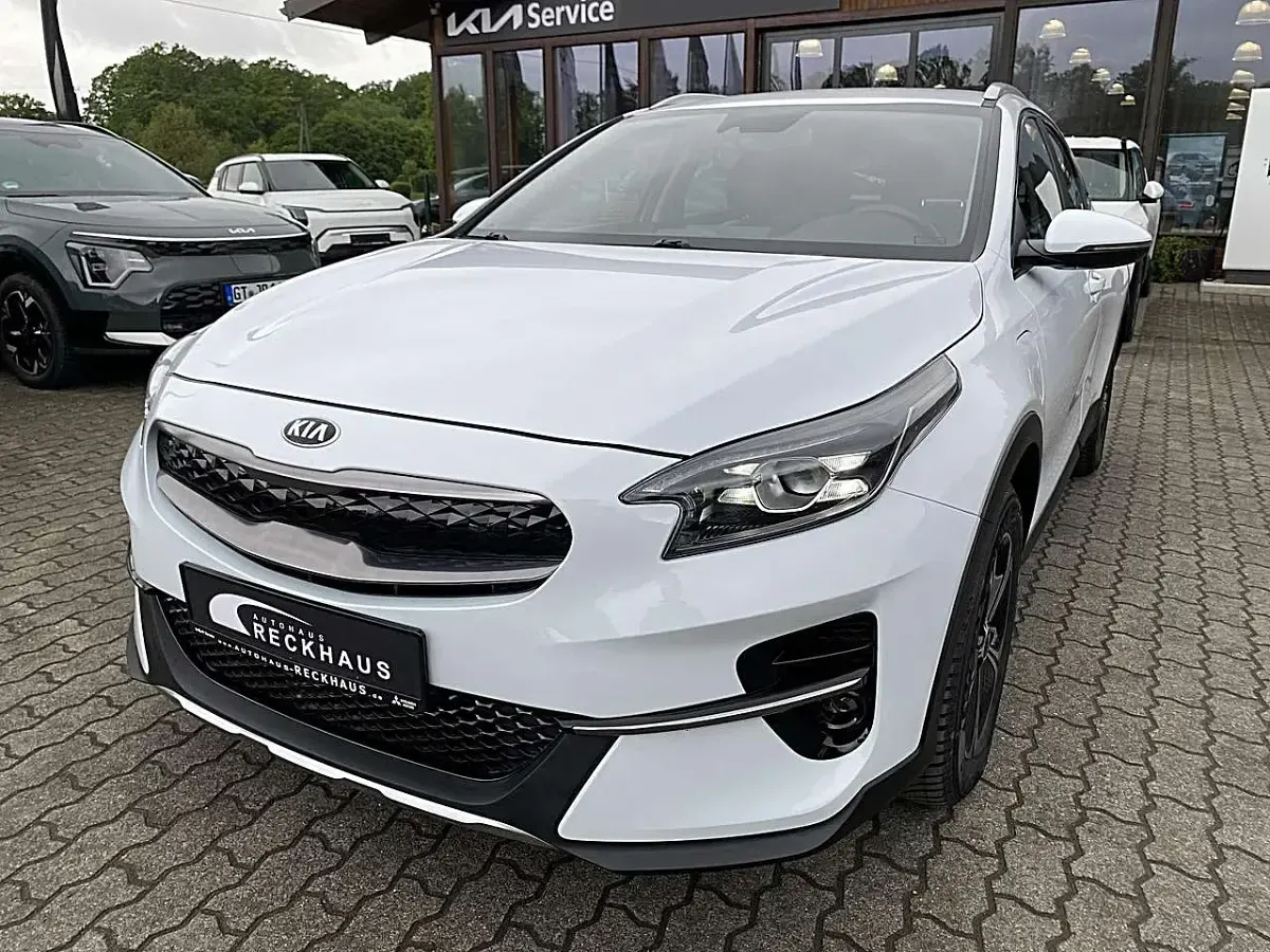 Gebraucht Kia XCeed Vision 141 PS (103 kW) 2021 Weiß SUV