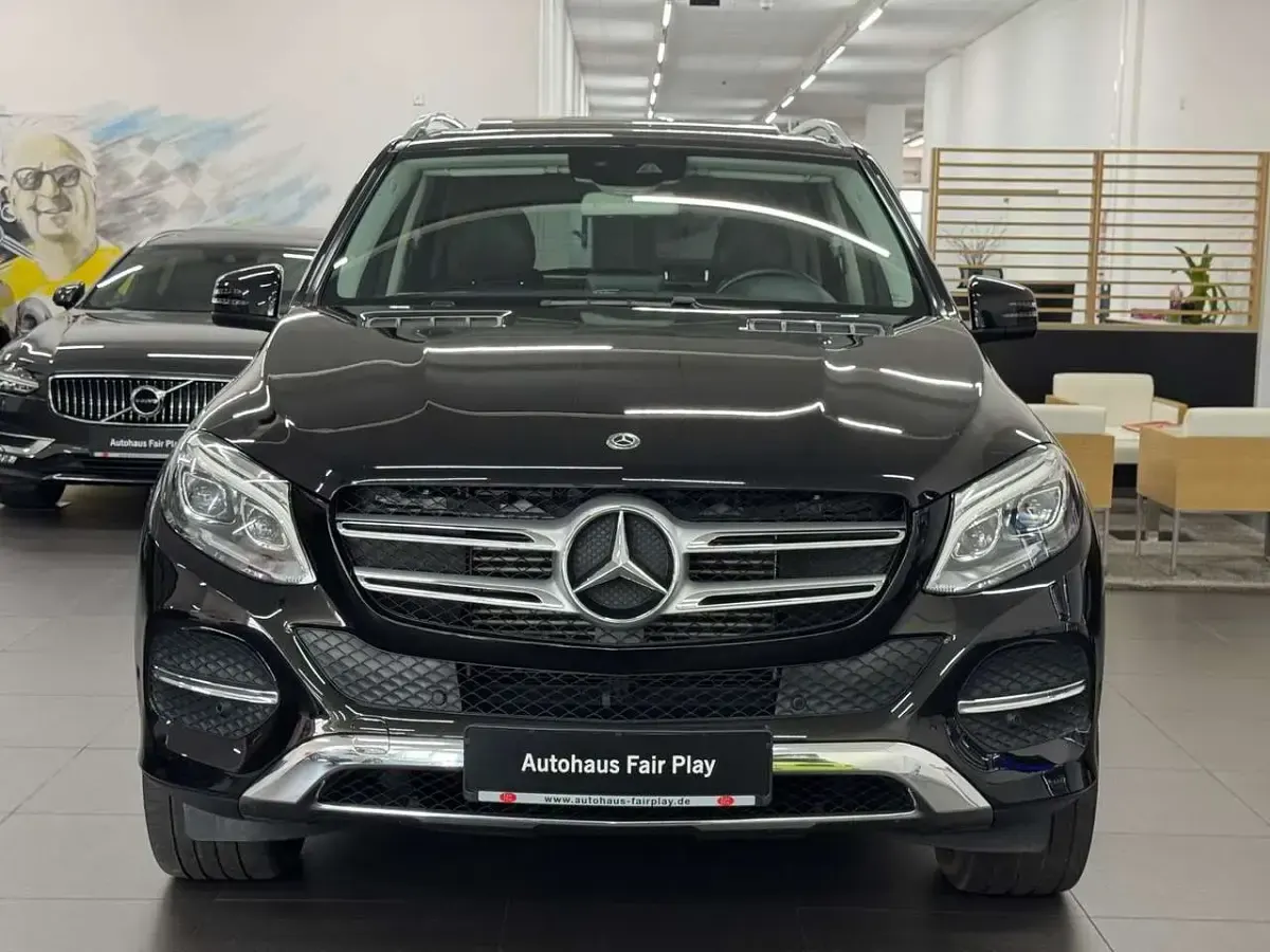 Gebraucht Mercedes GLE350 258 PS (189 kW) 2017 Schwarz SUV