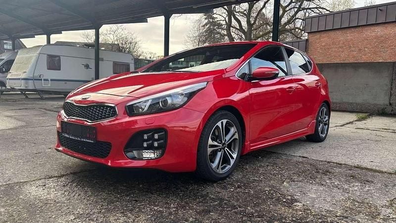 Gebraucht Kia Ceed GT-Line 120 PS (88 kW) 2018 Rot Kleinwagen