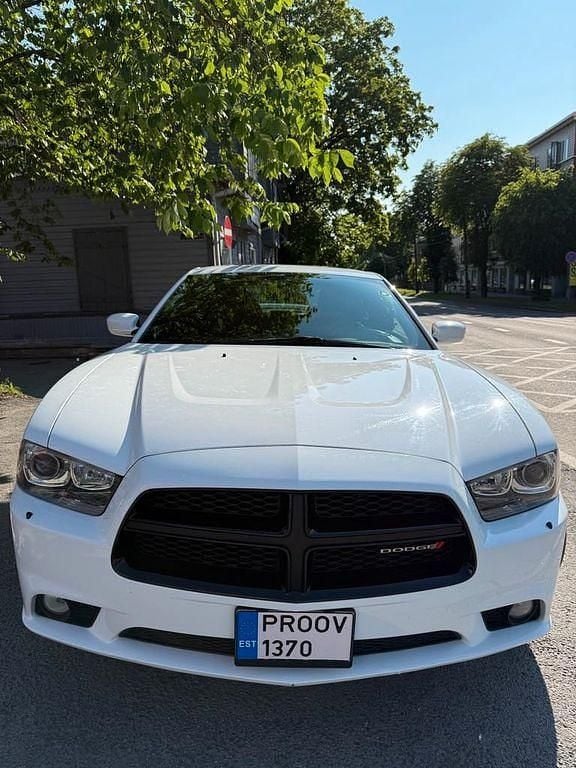 Gebraucht Dodge Charger 375 PS (275 kW) 2014 Weiß Limousine