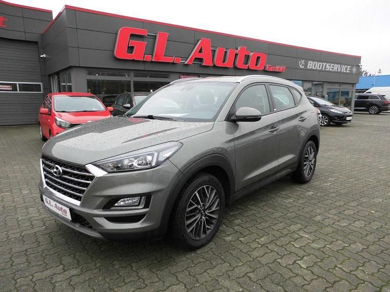 Grau Gebraucht 2020 Hyundai Tucson Advantage SUV | 19.990 € (Fairer Preis) - Bild 1/4