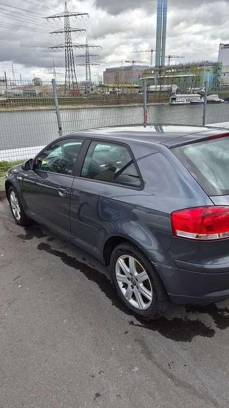 Gebraucht Audi A3 Attraction 102 PS (75 kW) 2007 Grau Kleinwagen