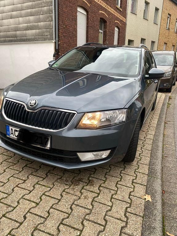 Gebraucht Skoda Octavia 150 PS (110 kW) 2016 Grau Kleinwagen