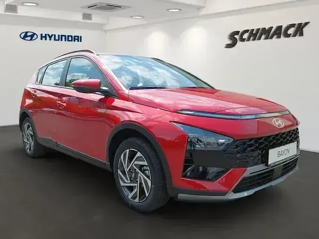 Gebraucht Hyundai Bayon Trend 101 PS (74 kW) 2025 Rot SUV