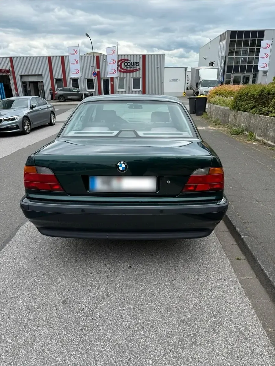 Gebraucht BMW 740 285 PS (209 kW) 1998 Grün Limousine
