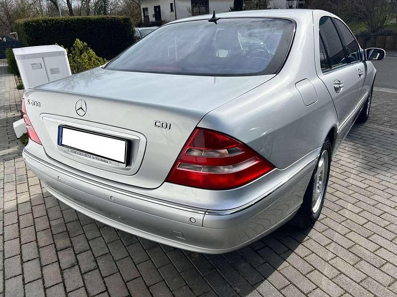 Gebraucht Mercedes S400 250 PS (183 kW) 2001 Silber Limousine