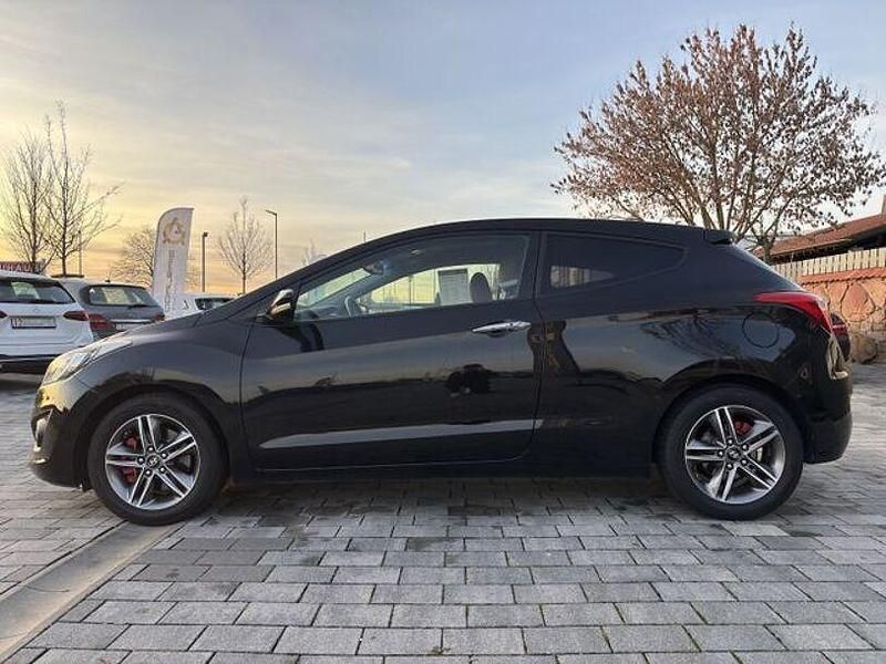Gebraucht Hyundai i30 135 PS (99 kW) 2015 Schwarz