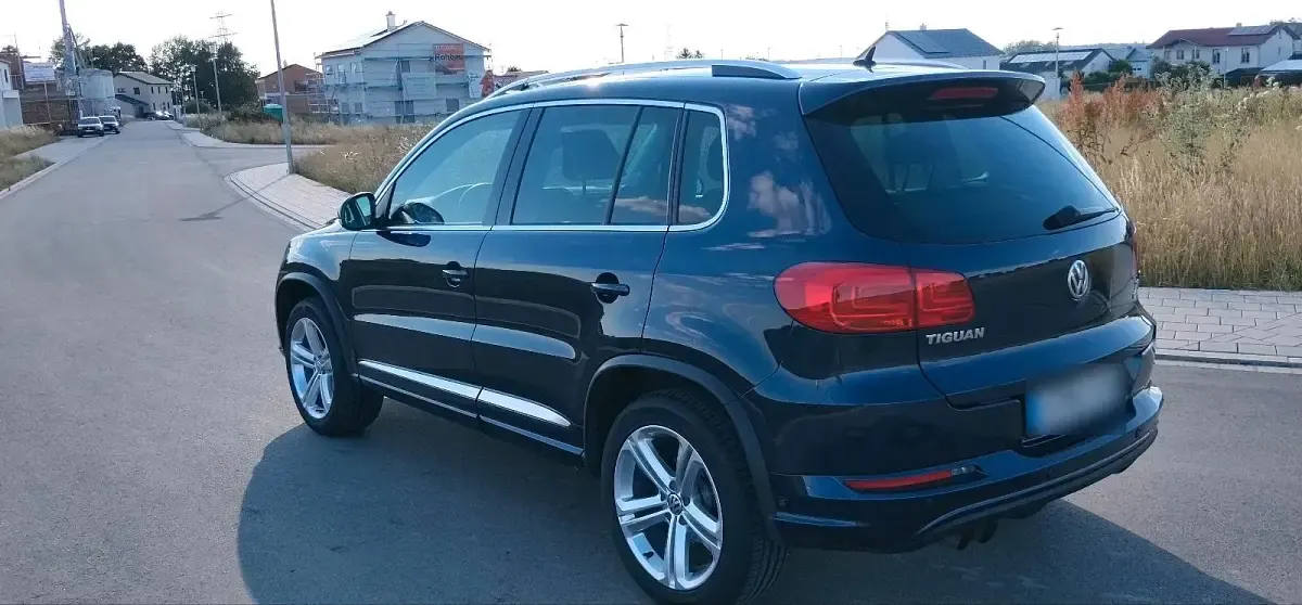 Gebraucht VW Tiguan Sport 122 PS (89 kW) 2013 Blau SUV