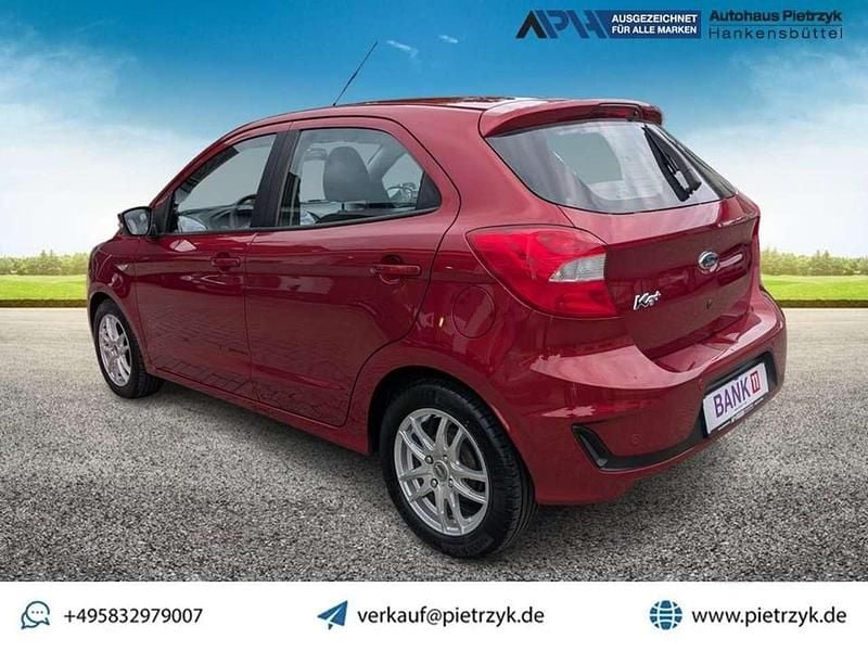 Gebraucht Ford Ka Cool & Connect 86 PS (63 kW) 2019 Rubyrot (metallic) (metallic) Kleinwagen
